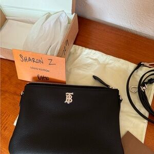Burberry Crossbody, great condition like new!
